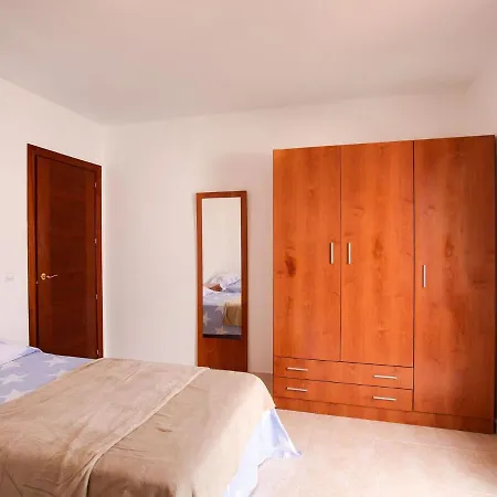 Holiday home Simplistic Holiday In Playa Blanca With Garden *